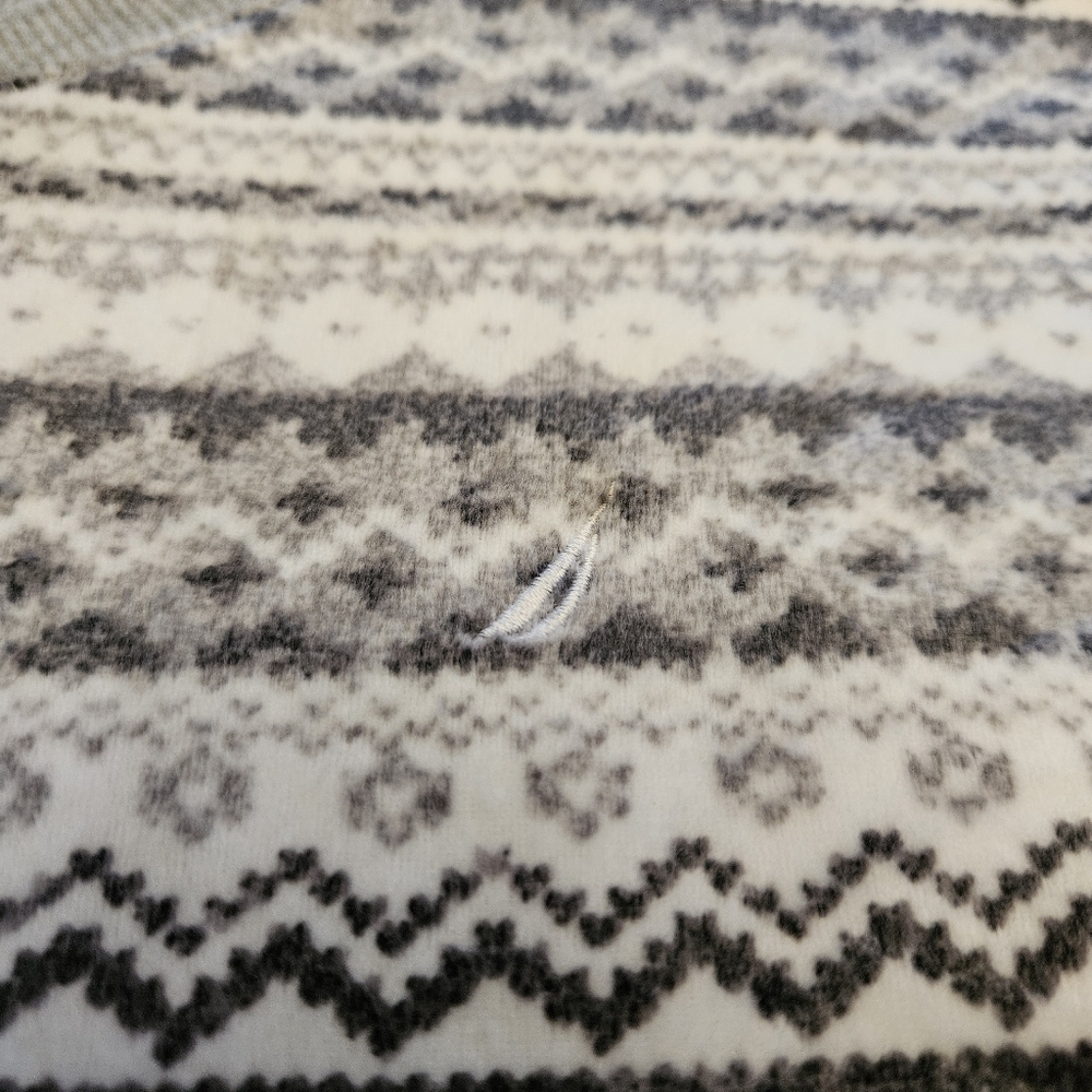 Nautica Silky Fleece Pajama Top Gray Fair Isle Long Sleeve V Neck 2XL - Picture 5 of 10